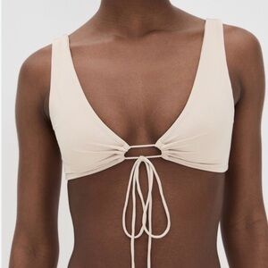 NWT RIOT Swim Fox Bikini Top in Coconut, size medium